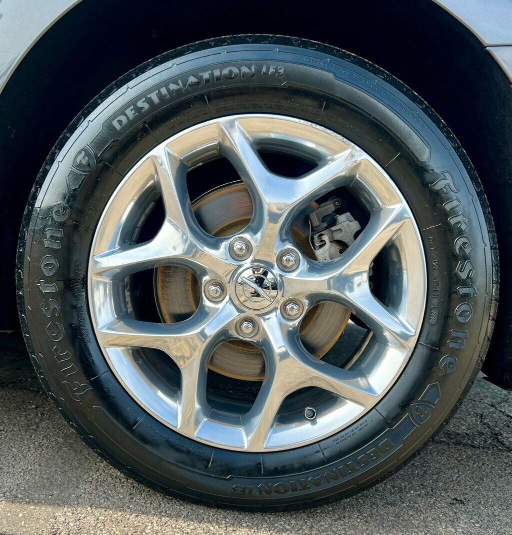 Used 2018 Chrysler Pacifica Limited w/ Advanced Safetytec Group image 43