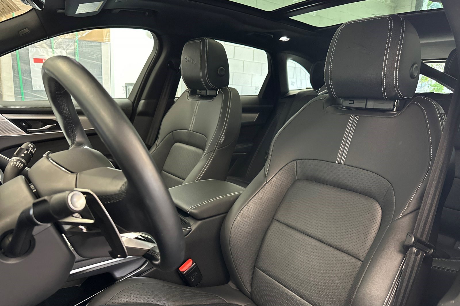 Used 2025 Jaguar F-PACE R-Dynamic S image 6