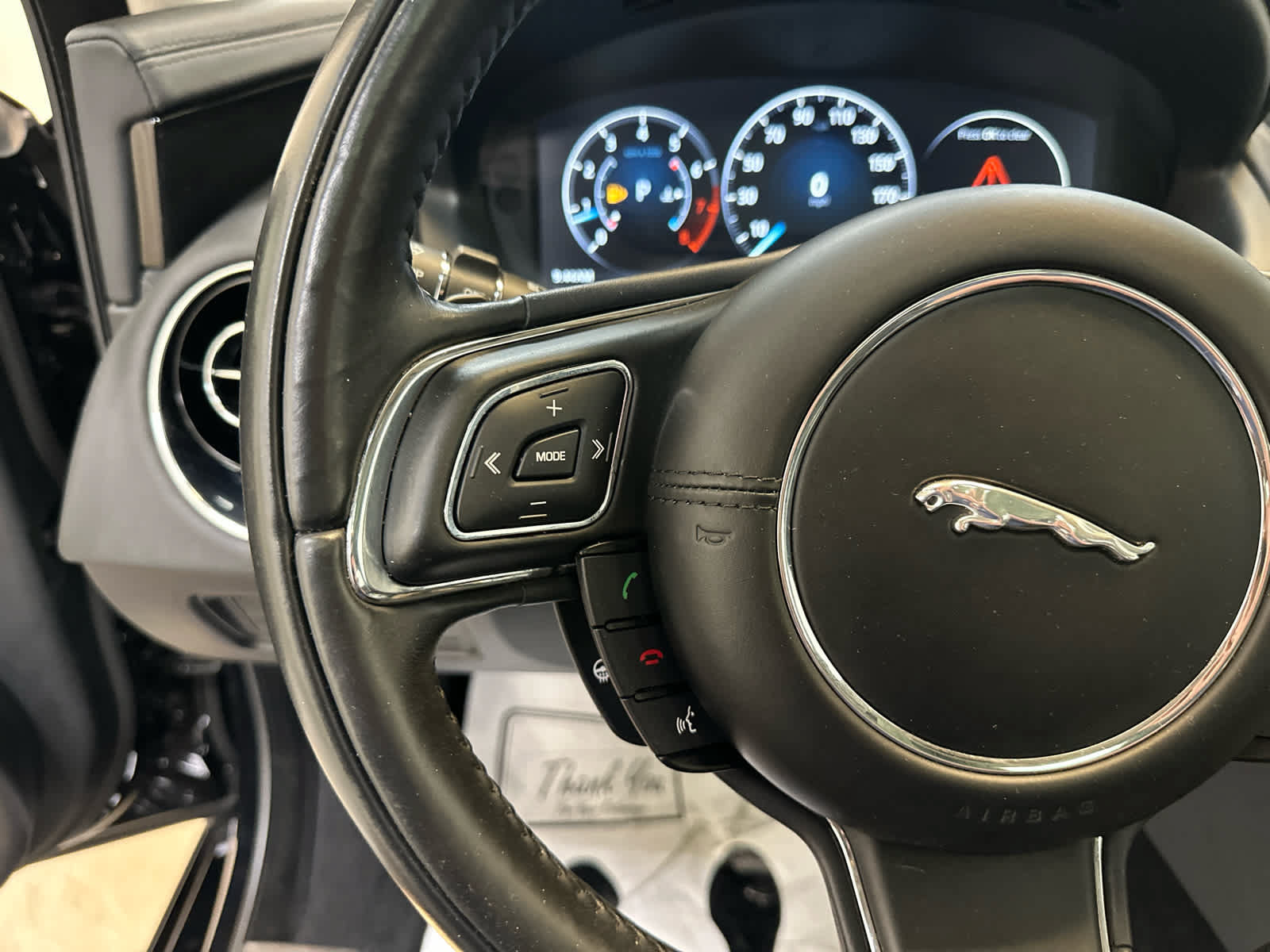 Used 2017 Jaguar XJ R-Sport AWD/4WD image 21