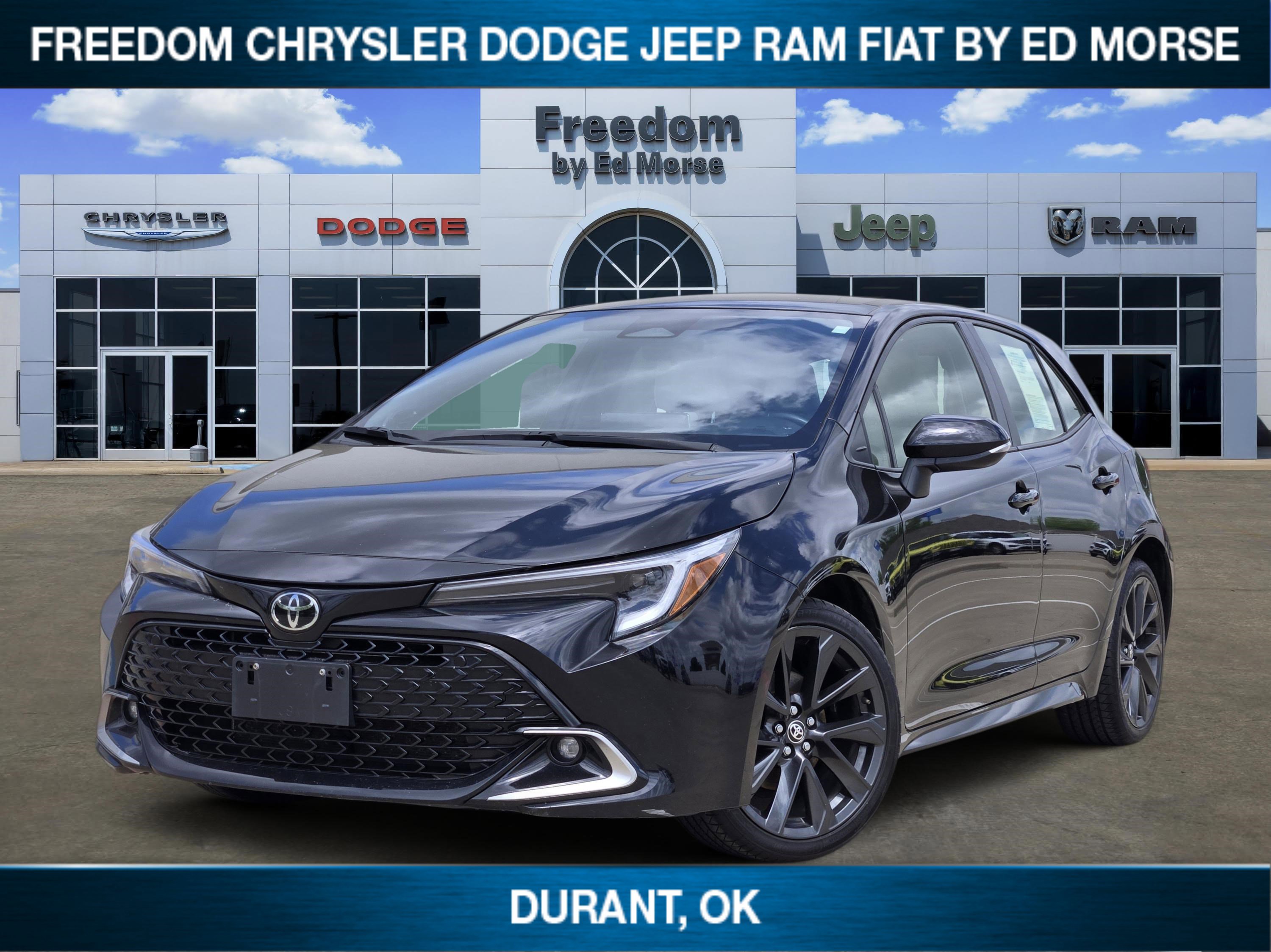 Used 2024 Toyota Corolla XSE FWD image 1