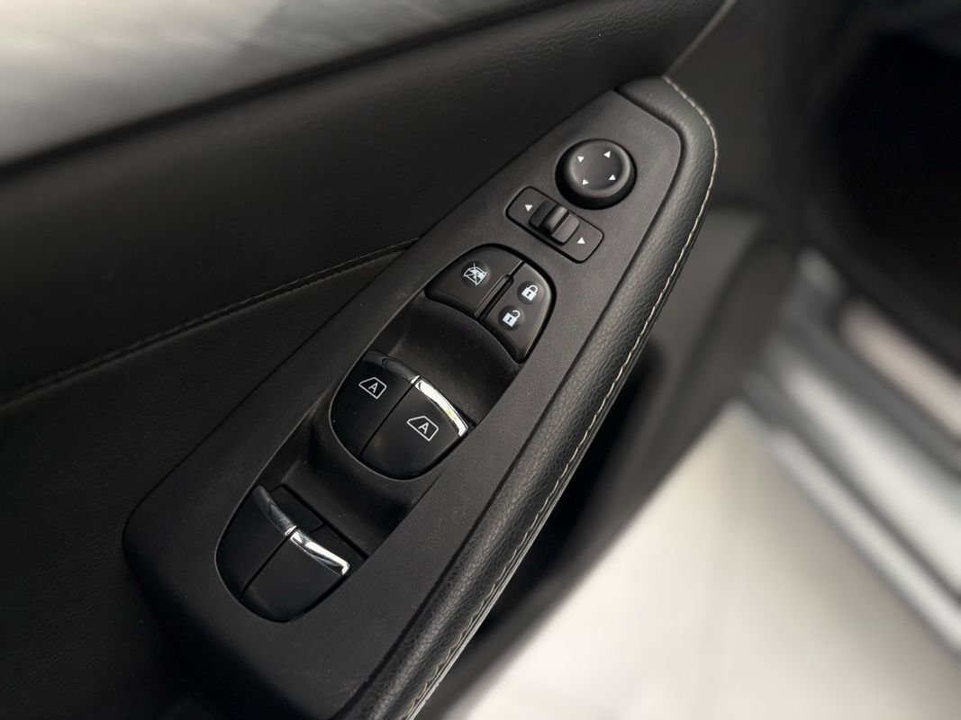 Used 2018 Nissan Maxima 3.5 SL image 25