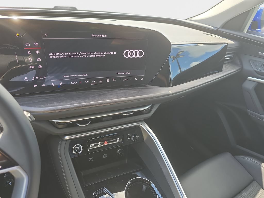 Certified 2025 Audi Q5 Premium Plus w/ Premium Plus AWD/4WD image 14
