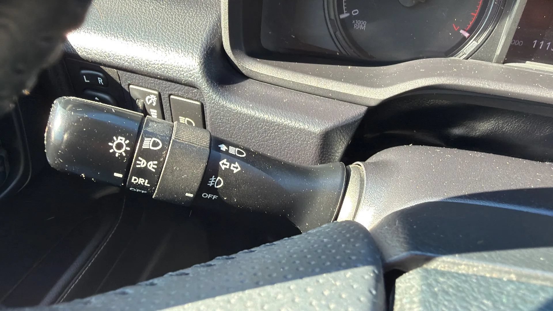 Used 2021 Toyota 4Runner SR5 AWD/4WD image 14