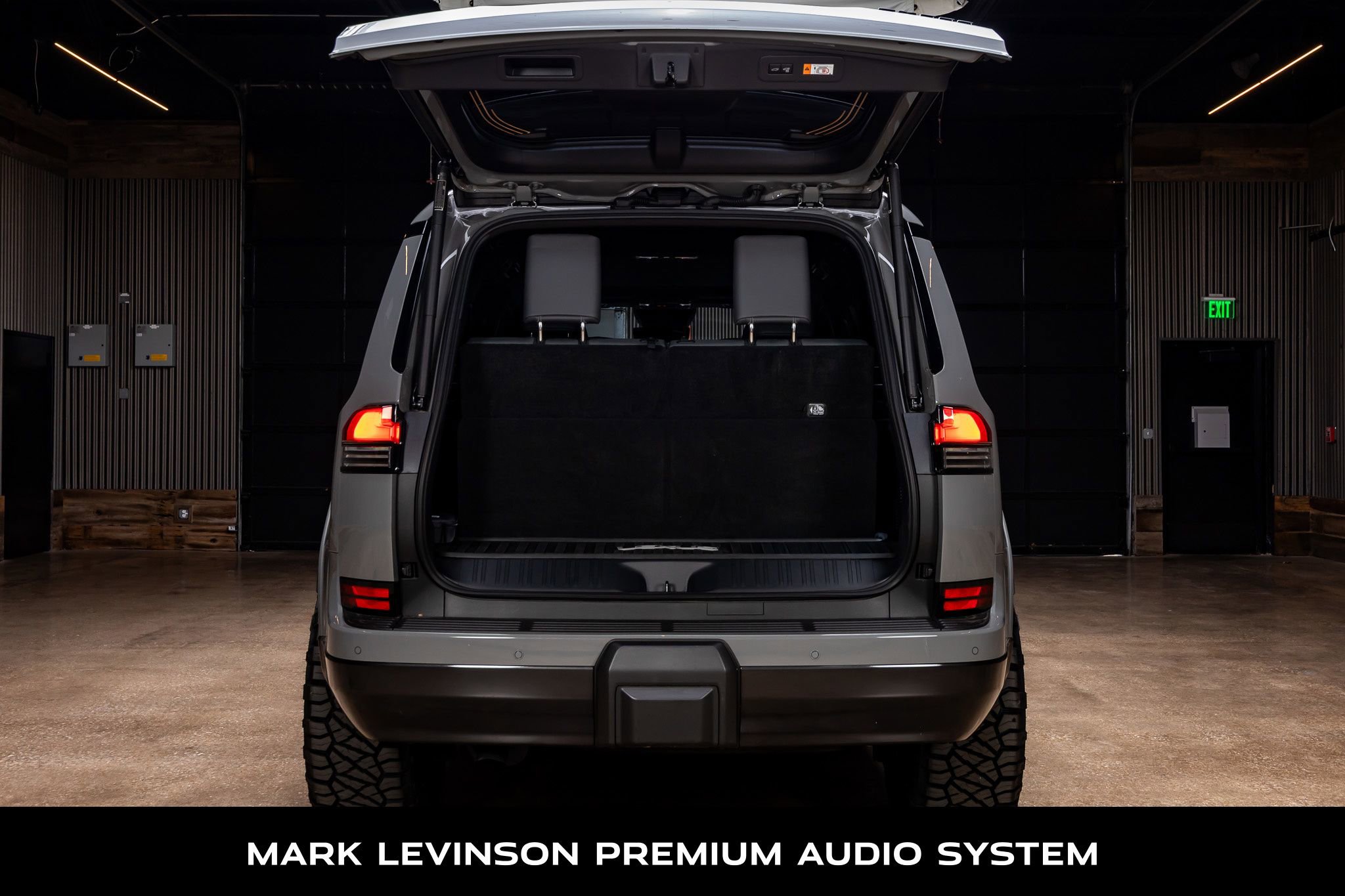 Used 2025 Lexus GX 550 image 9