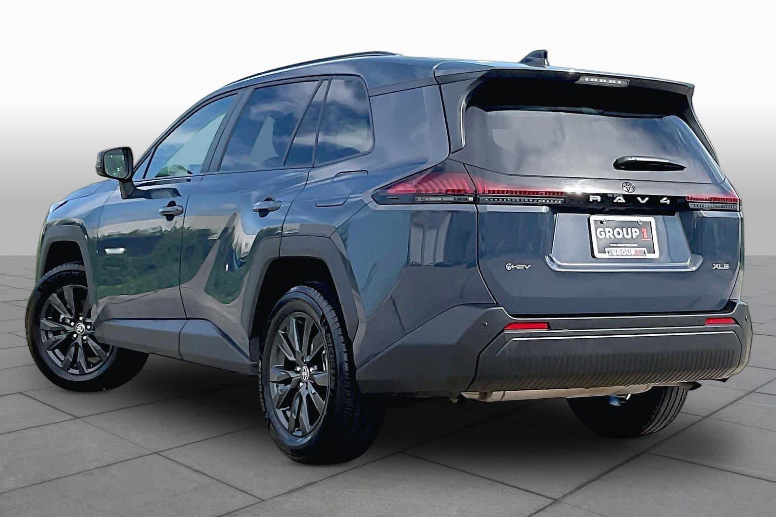 Used 2026 Toyota RAV4 XLE Premium FWD image 12