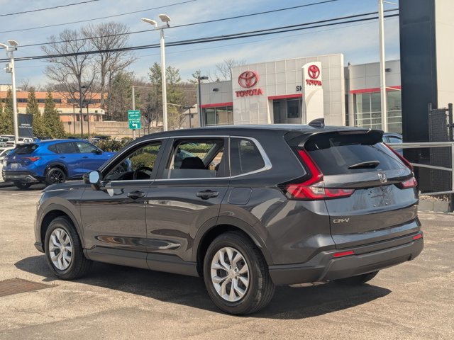 Used 2025 Honda CR-V LX image 8