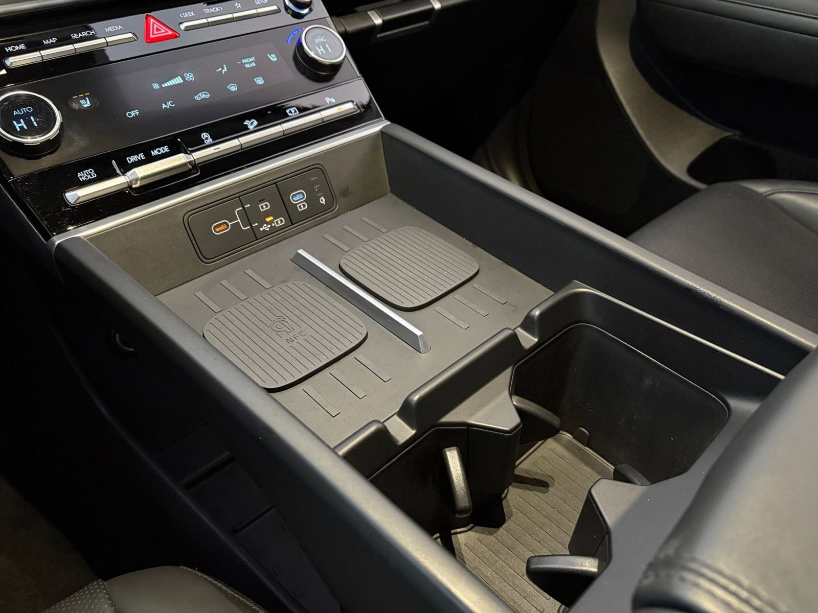 Used 2025 Hyundai Santa Fe SEL image 43