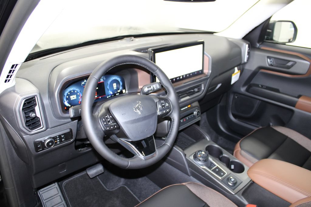 New 2025 Ford Bronco Sport Outer Banks w/ Outer Banks Tech Package+ AWD/4WD image 21