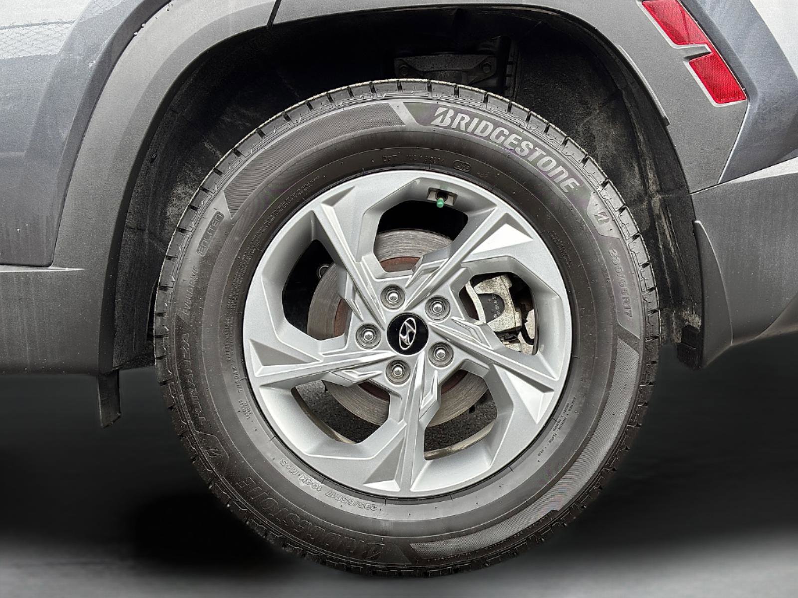 Used 2023 Hyundai Tucson SEL image 13