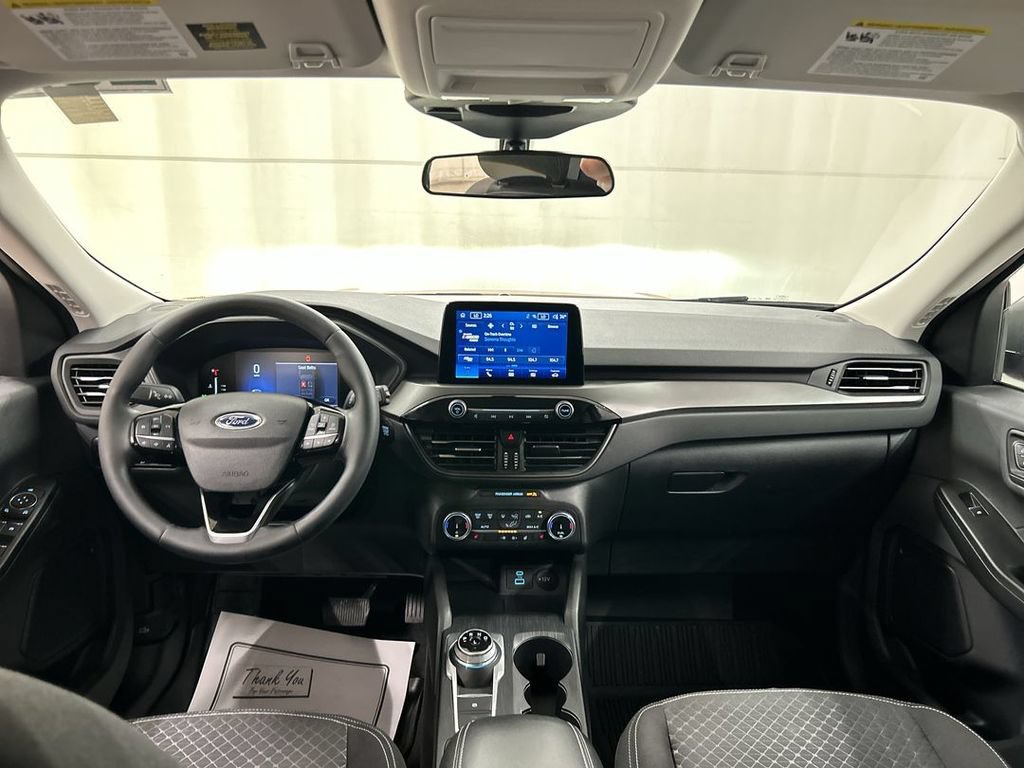 Used 2023 Ford Escape Active AWD/4WD image 18