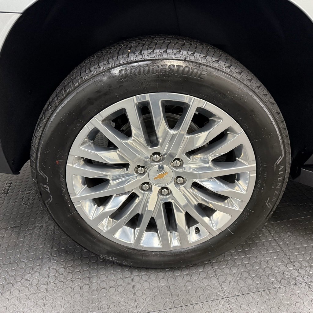 New 2026 Chevrolet Suburban LT w/ Comfort Package image 13