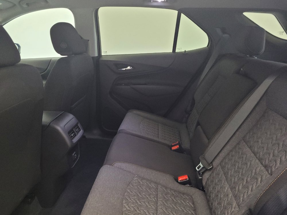 Used 2024 Chevrolet Equinox LT w/ LPO, Floor Liner Package FWD image 18
