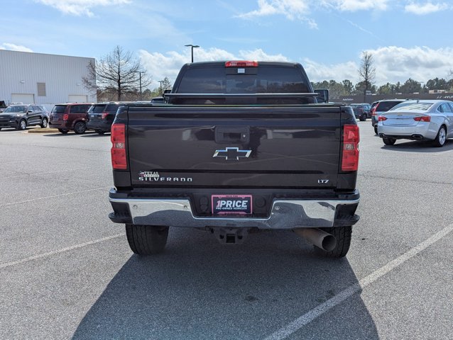 Used 2017 Chevrolet Silverado 2500 LTZ w/ Duramax Plus Package image 6