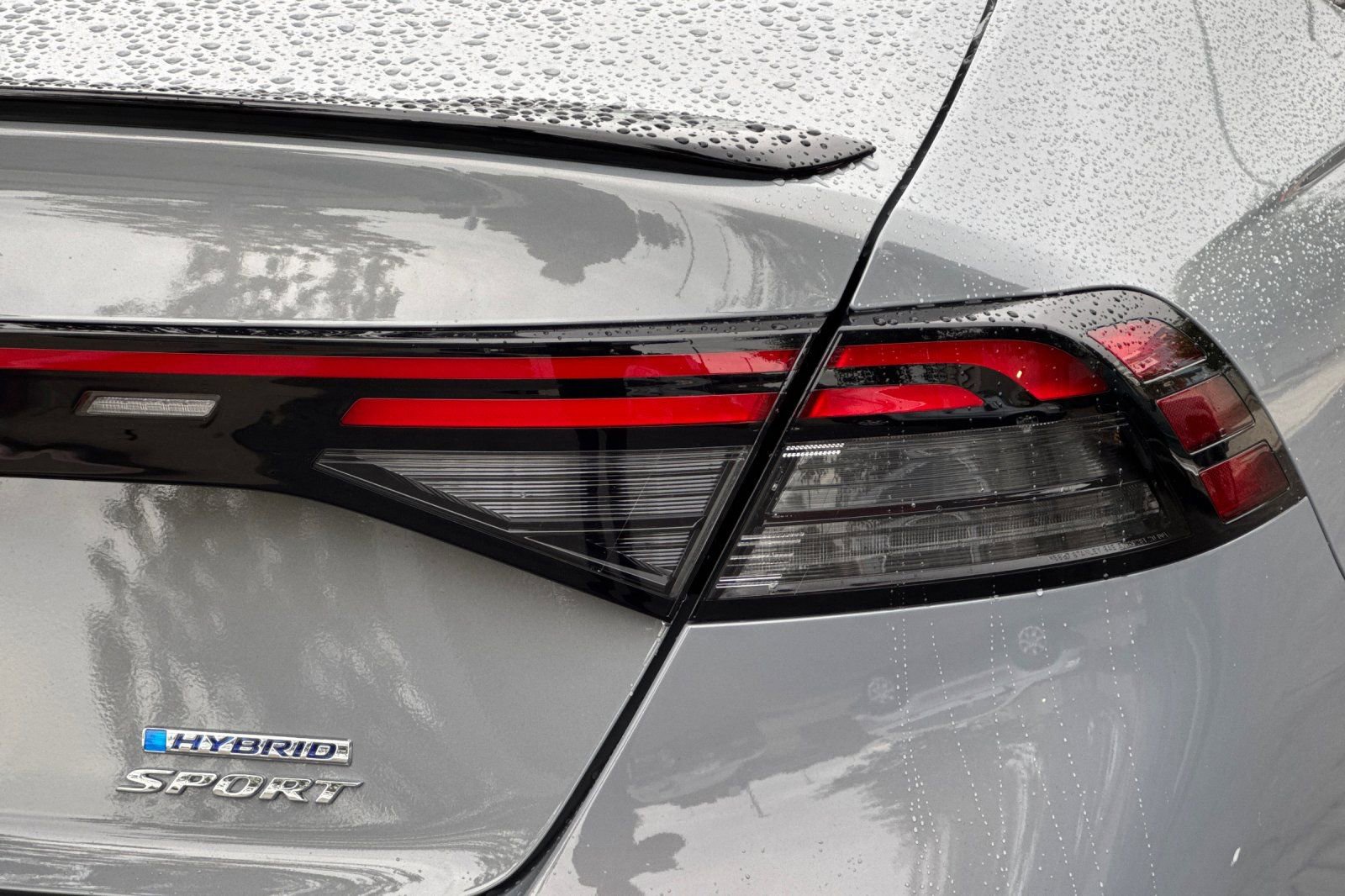 Used 2025 Honda Accord Sport image 32