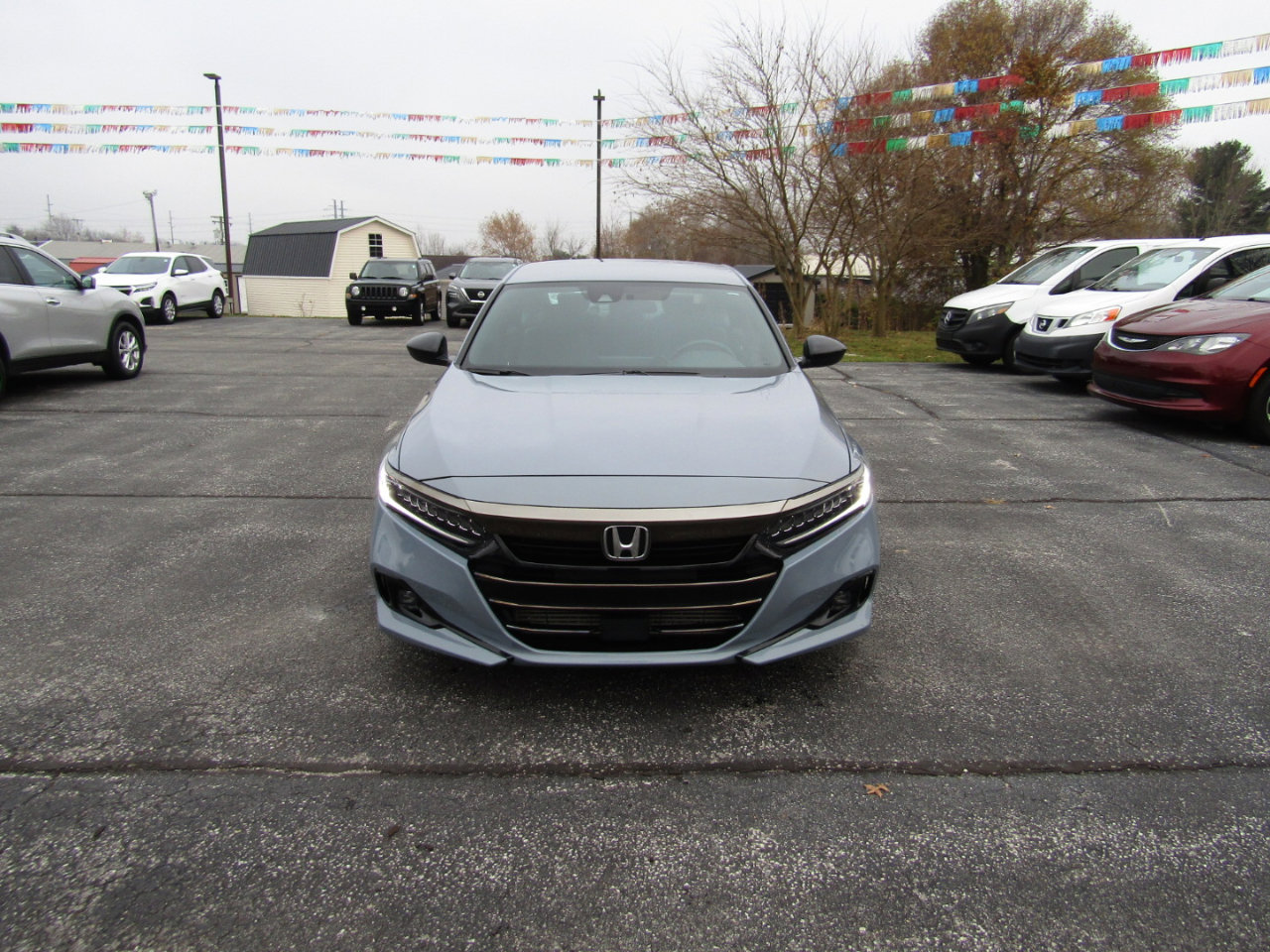Used 2021 Honda Accord Sport image 2