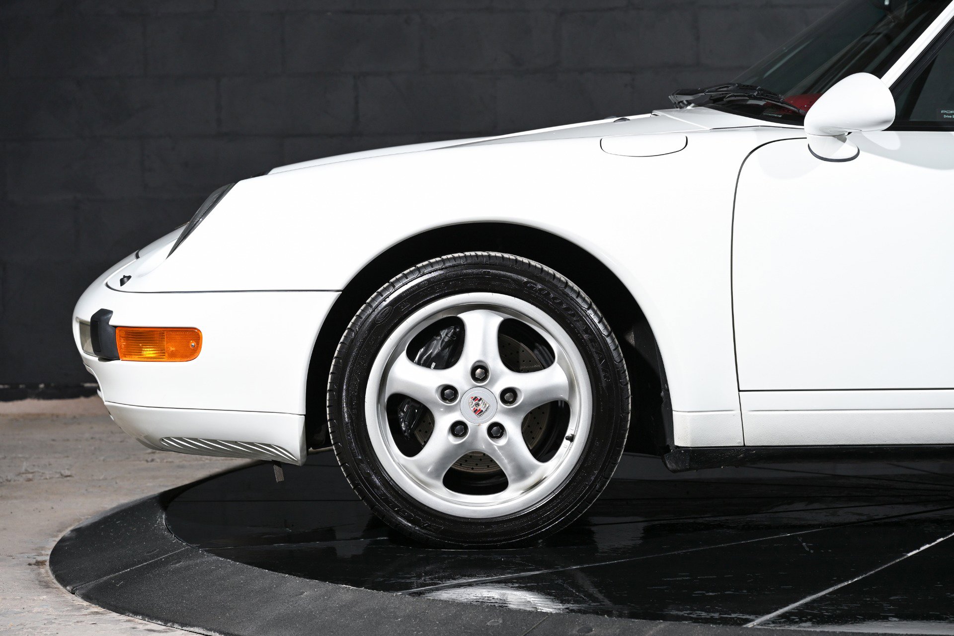 Used 1996 Porsche 911 Carrera image 33