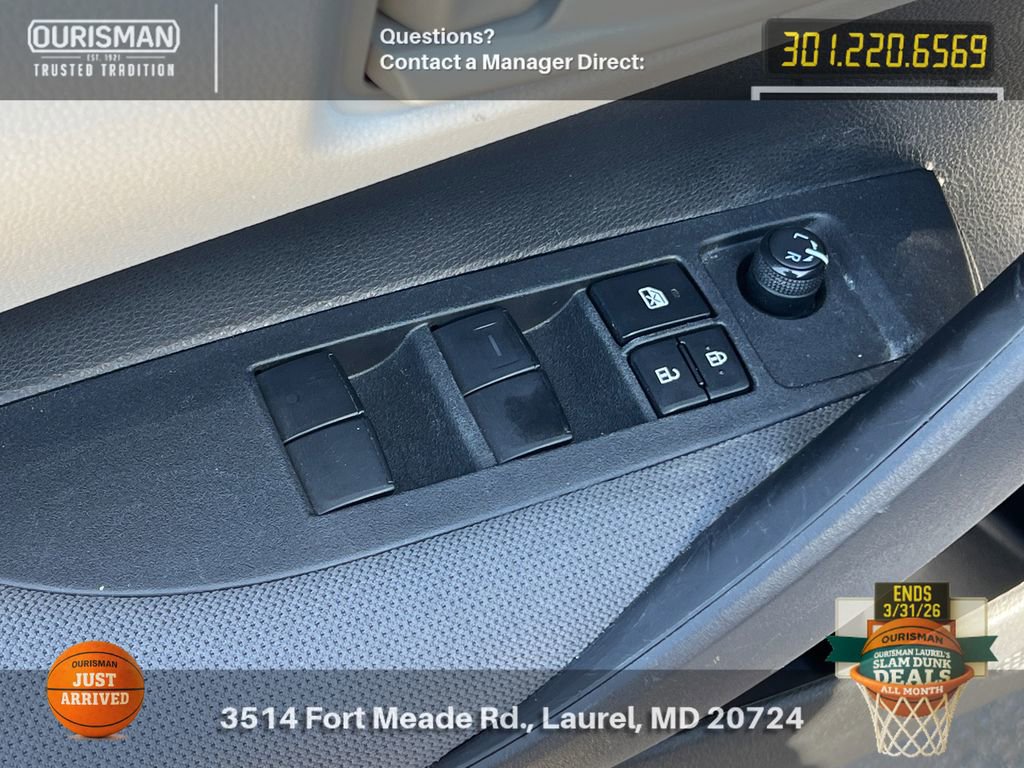 Used 2024 Toyota Corolla LE image 8