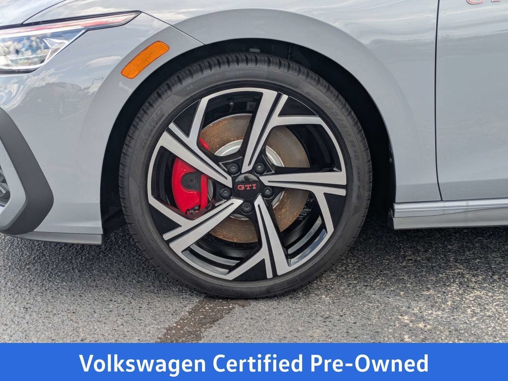 Certified 2026 Volkswagen GTI SE FWD image 12