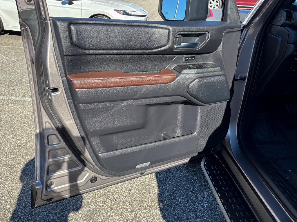 Certified 2025 Toyota Land Cruiser w/ Premium Package AWD/4WD image 17