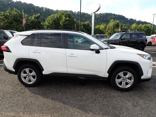 Used 2020 Toyota RAV4 XLE w/ Convenience Package AWD/4WD image 7