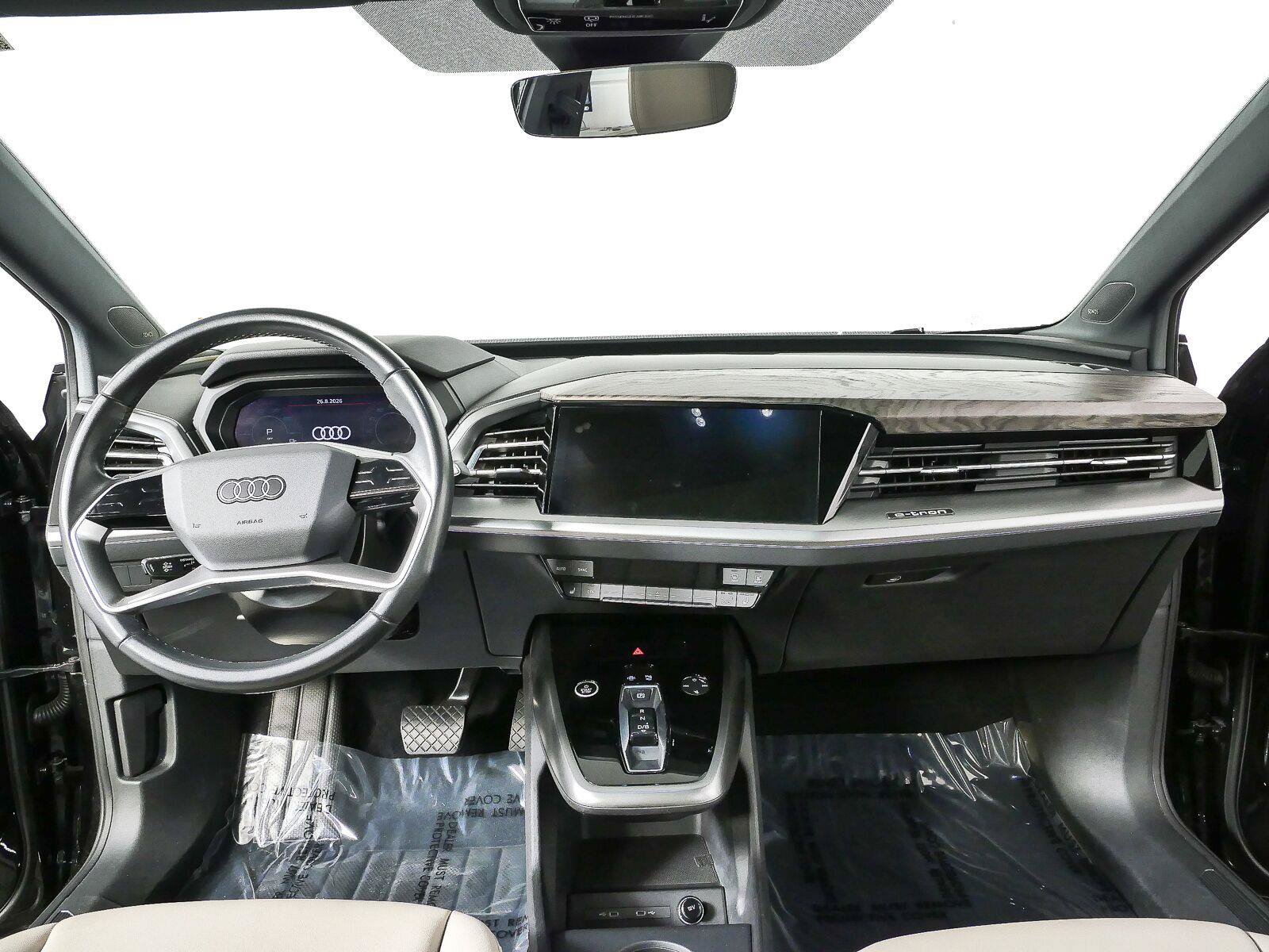 Used 2023 Audi Q4 e-tron Premium Plus w/ Premium Plus AWD/4WD image 19