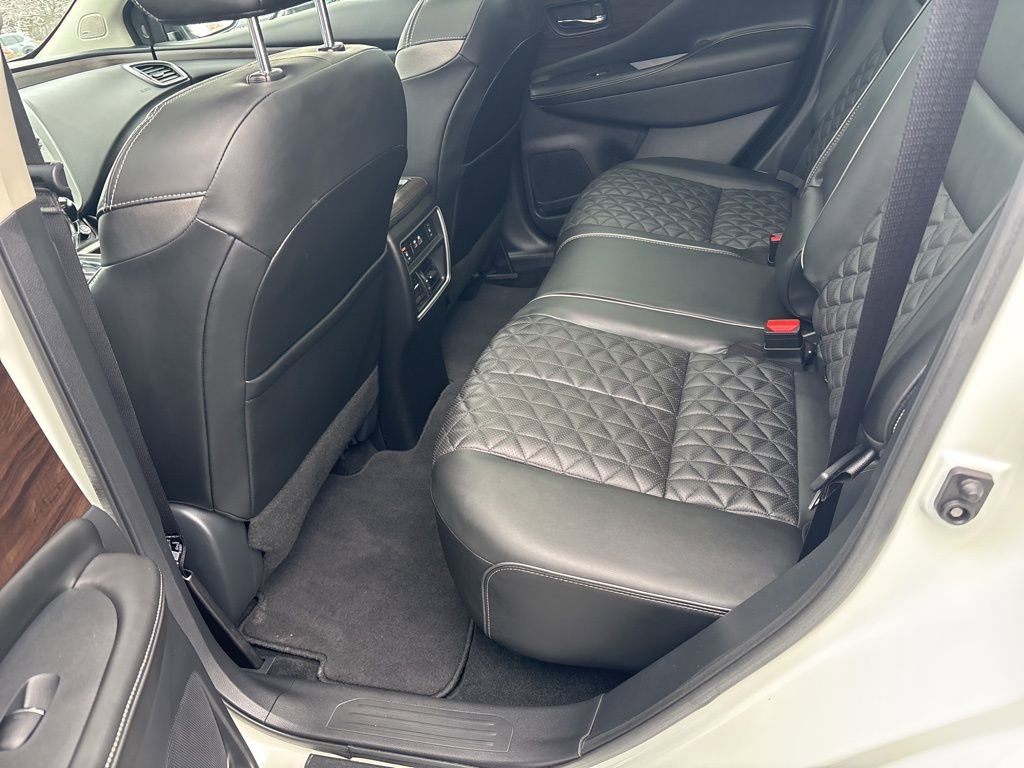 Used 2020 Nissan Murano Platinum image 24