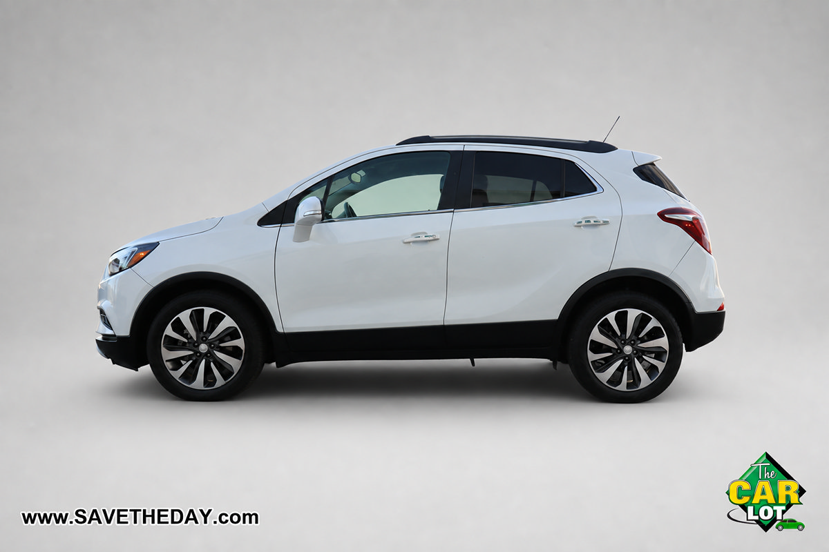 Used 2017 Buick Encore Essence FWD image 5