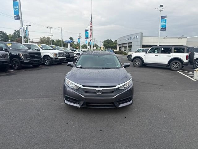 Used 2017 Honda Civic EX image 2