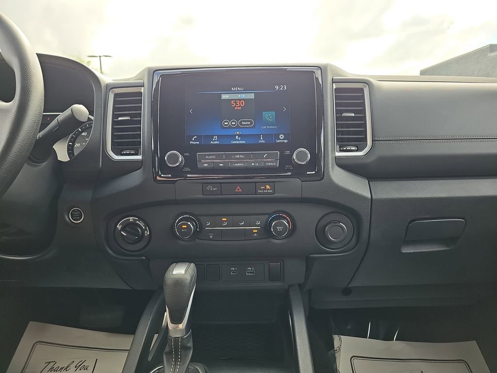 Used 2024 Nissan Frontier SV AWD/4WD image 23