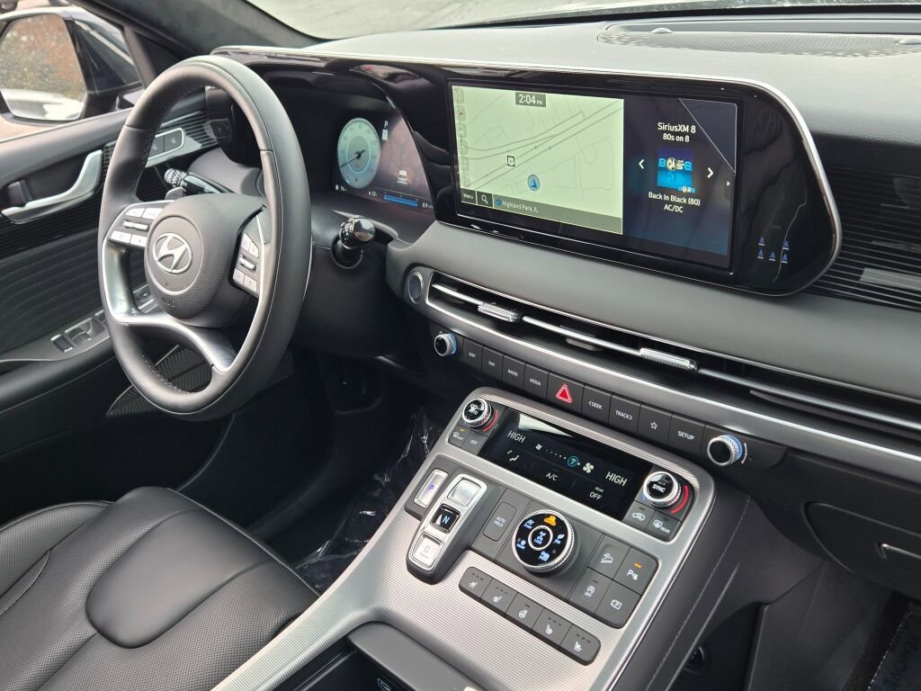 Used 2025 Hyundai Palisade Calligraphy image 8