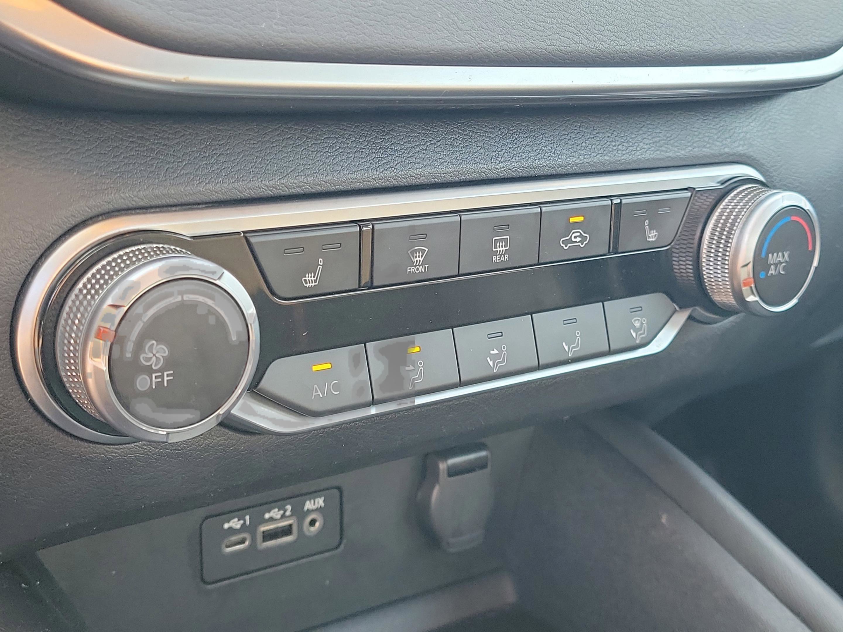 Used 2019 Nissan Altima 2.5 SR w/ SR Premium Package image 31