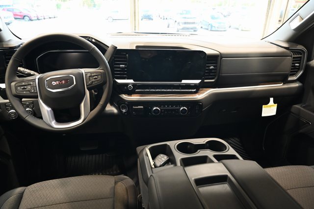 New 2026 GMC Sierra 1500 Elevation image 13