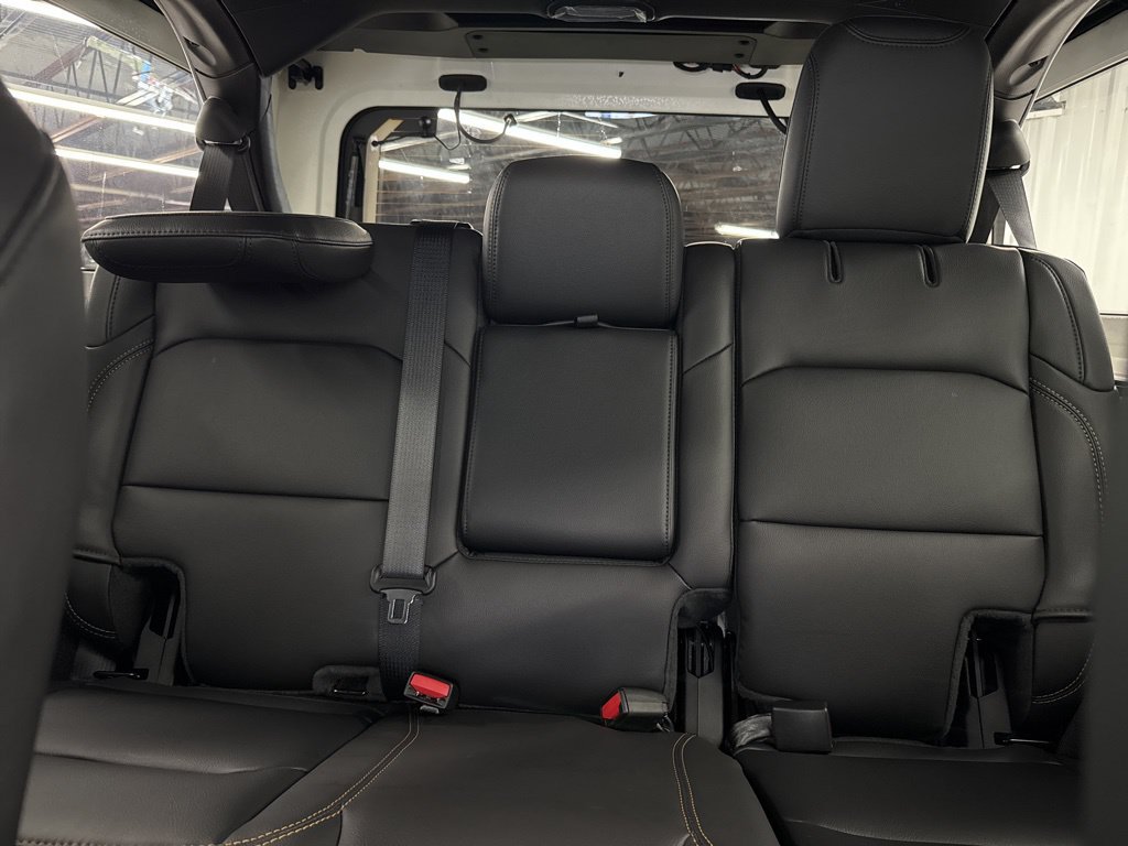 New 2026 Jeep Wrangler Unlimited Sahara AWD/4WD image 19