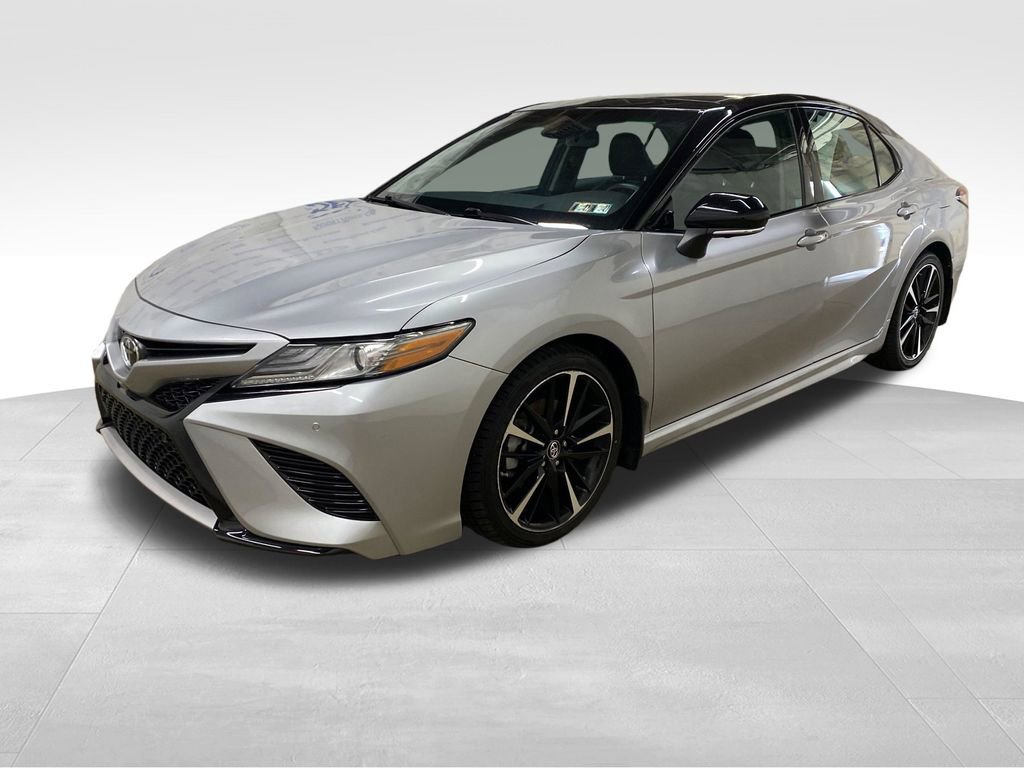 Used 2018 Toyota Camry XSE w/ Driver Assist Package FWD image 3