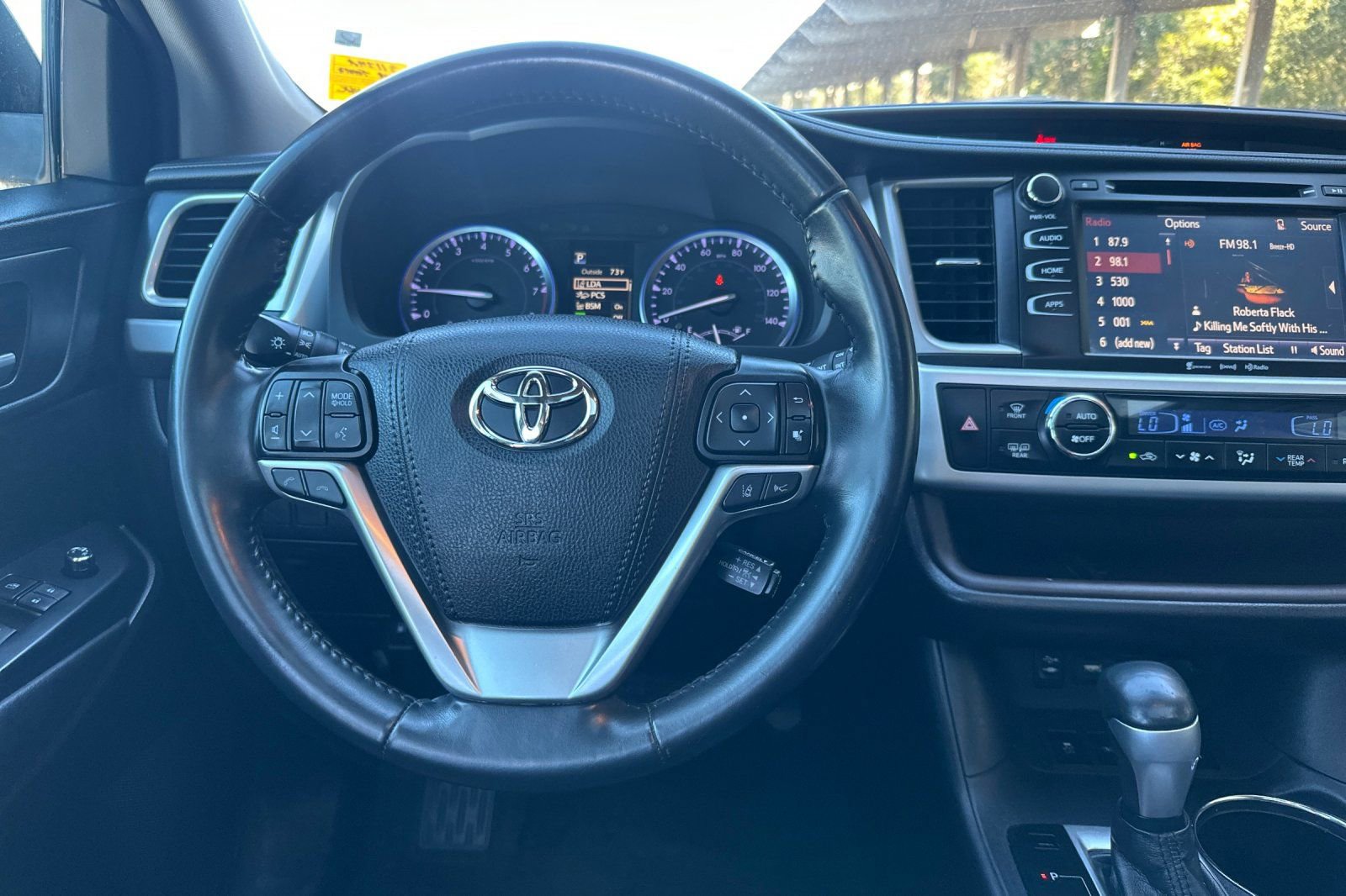 Certified 2019 Toyota Highlander XLE image 18