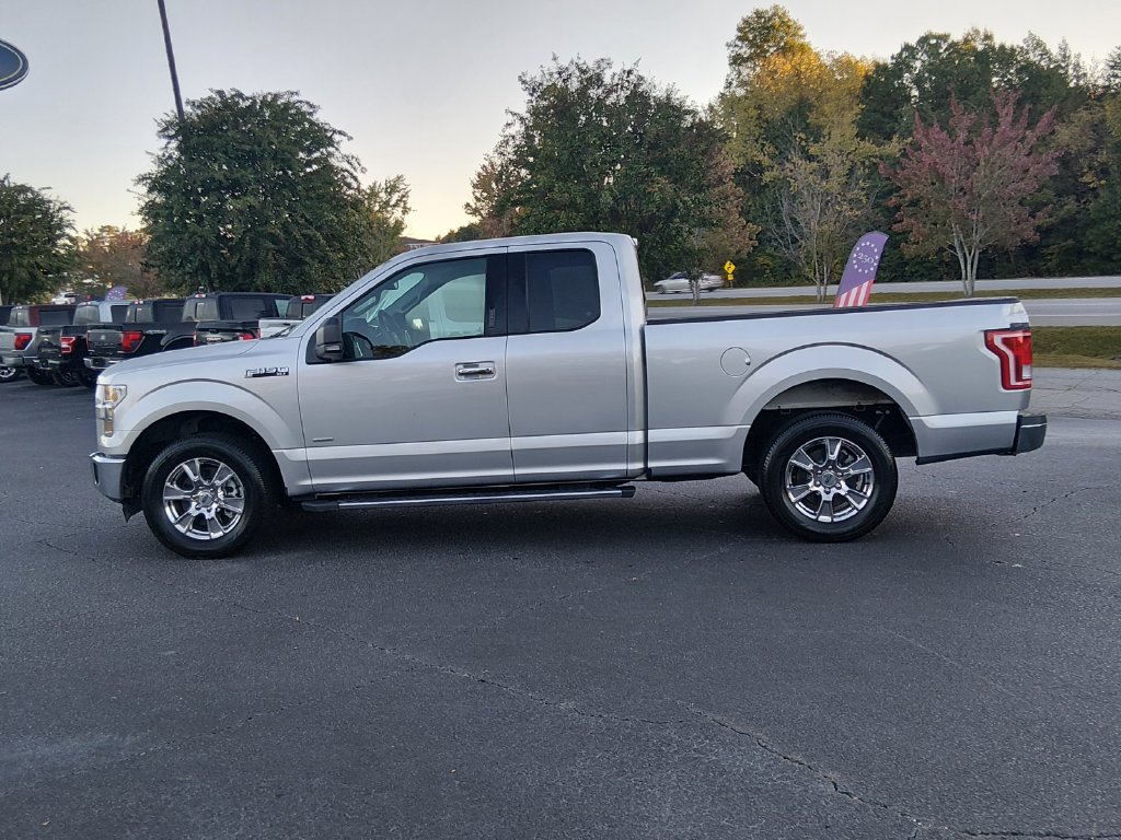 Used 2017 Ford F150 XLT w/ Equipment Group 302A Luxury RWD image 7