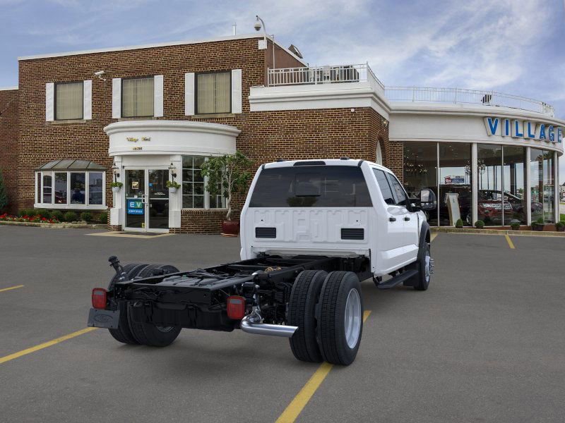 New 2026 Ford F550 4x4 Crew Cab image 8