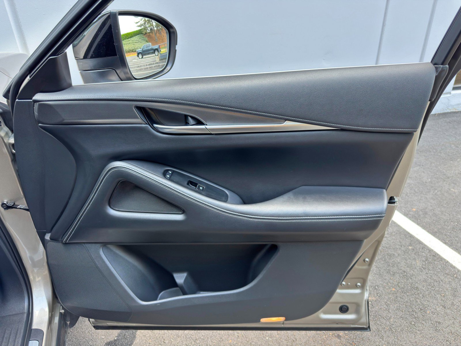 Used 2022 INFINITI QX60 Luxe w/ Cargo Package FWD image 46