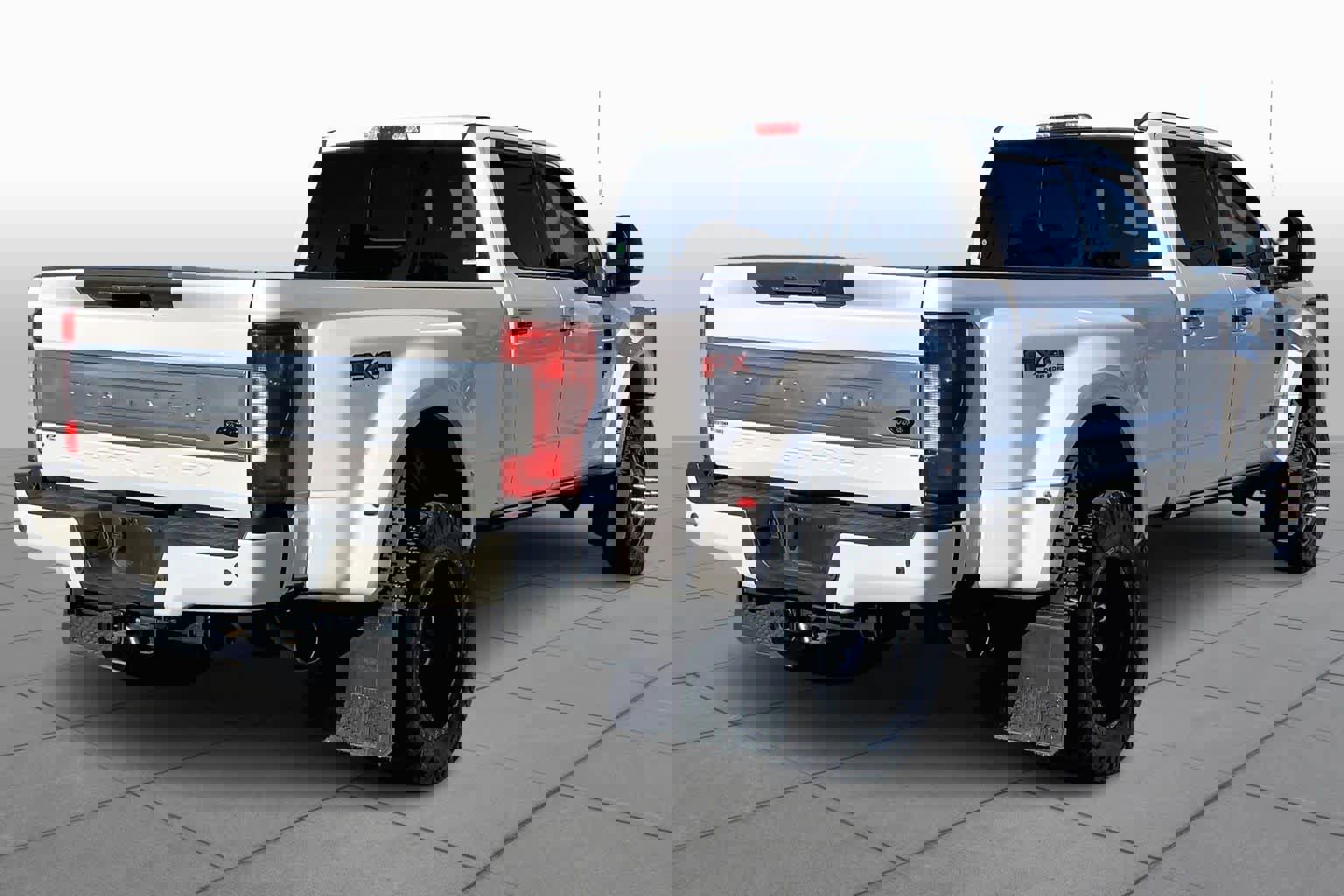 Used 2019 Ford F450 Platinum image 11