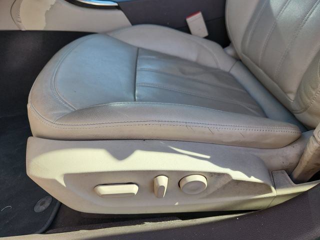 Used 2011 Buick Regal CXL w/ RL3 Preferred Equipment Group FWD image 13