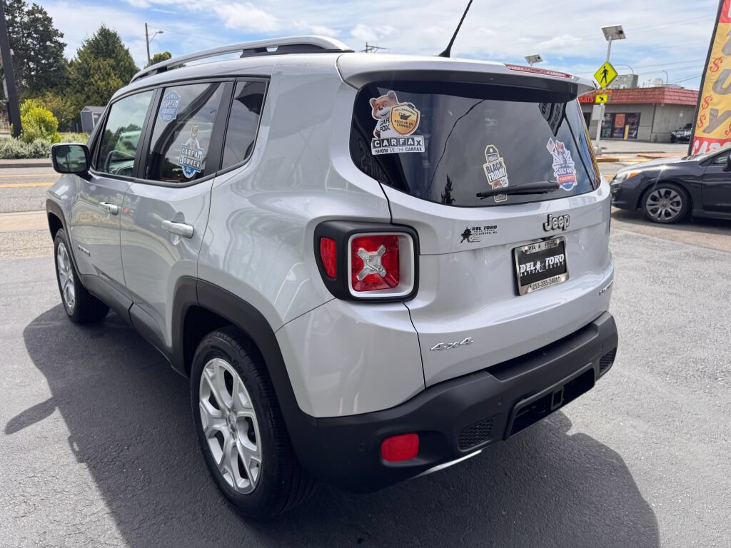 Used 2015 Jeep Renegade Limited w/ Advanced Technology Group AWD/4WD image 9