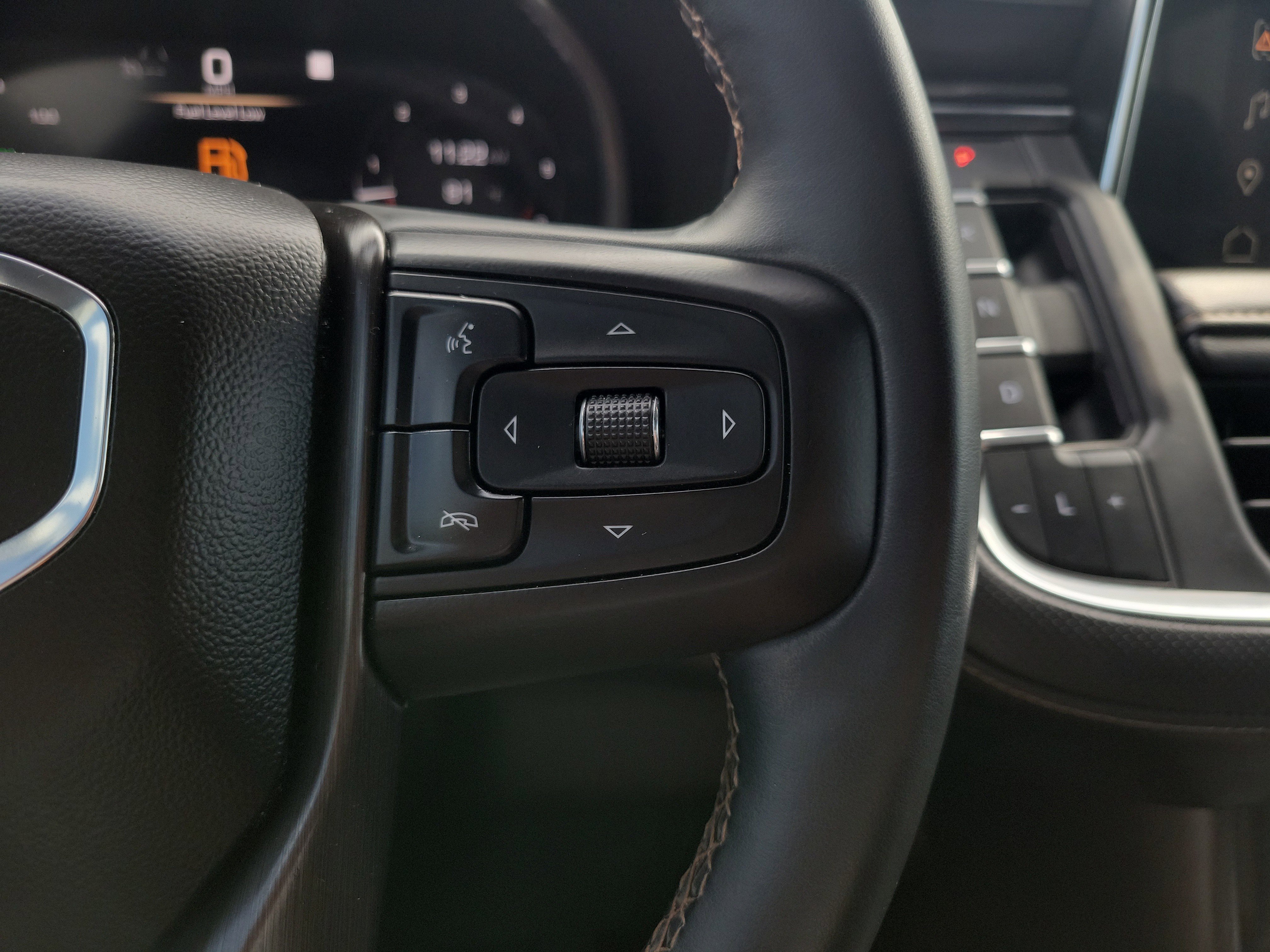Certified 2023 GMC Yukon XL AT4 w/ AT4 Premium Plus Package AWD/4WD image 28
