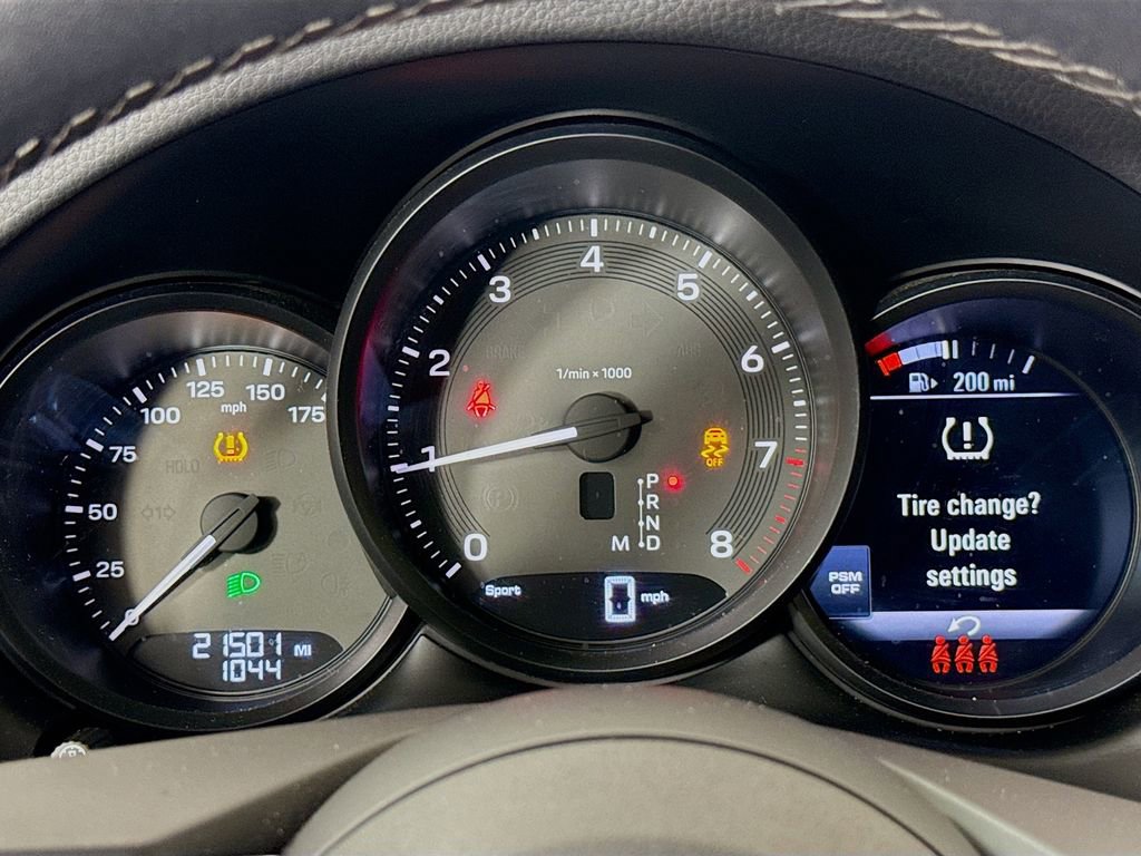 Used 2022 Porsche Macan image 13