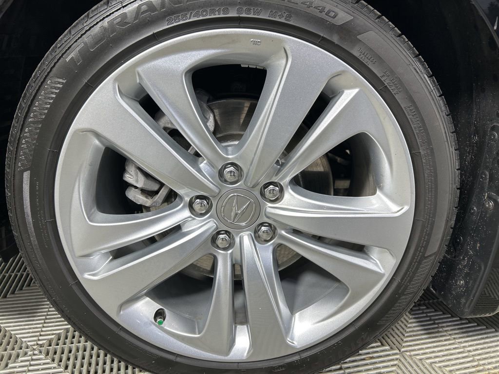 Used 2023 Acura TLX w/ Technology Package image 9