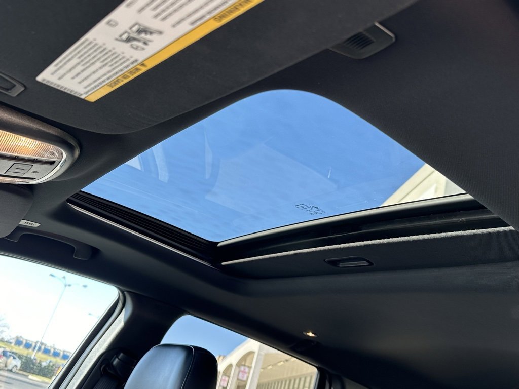 Used 2021 Jeep Grand Cherokee Limited w/ Trailer Tow Group IV image 35