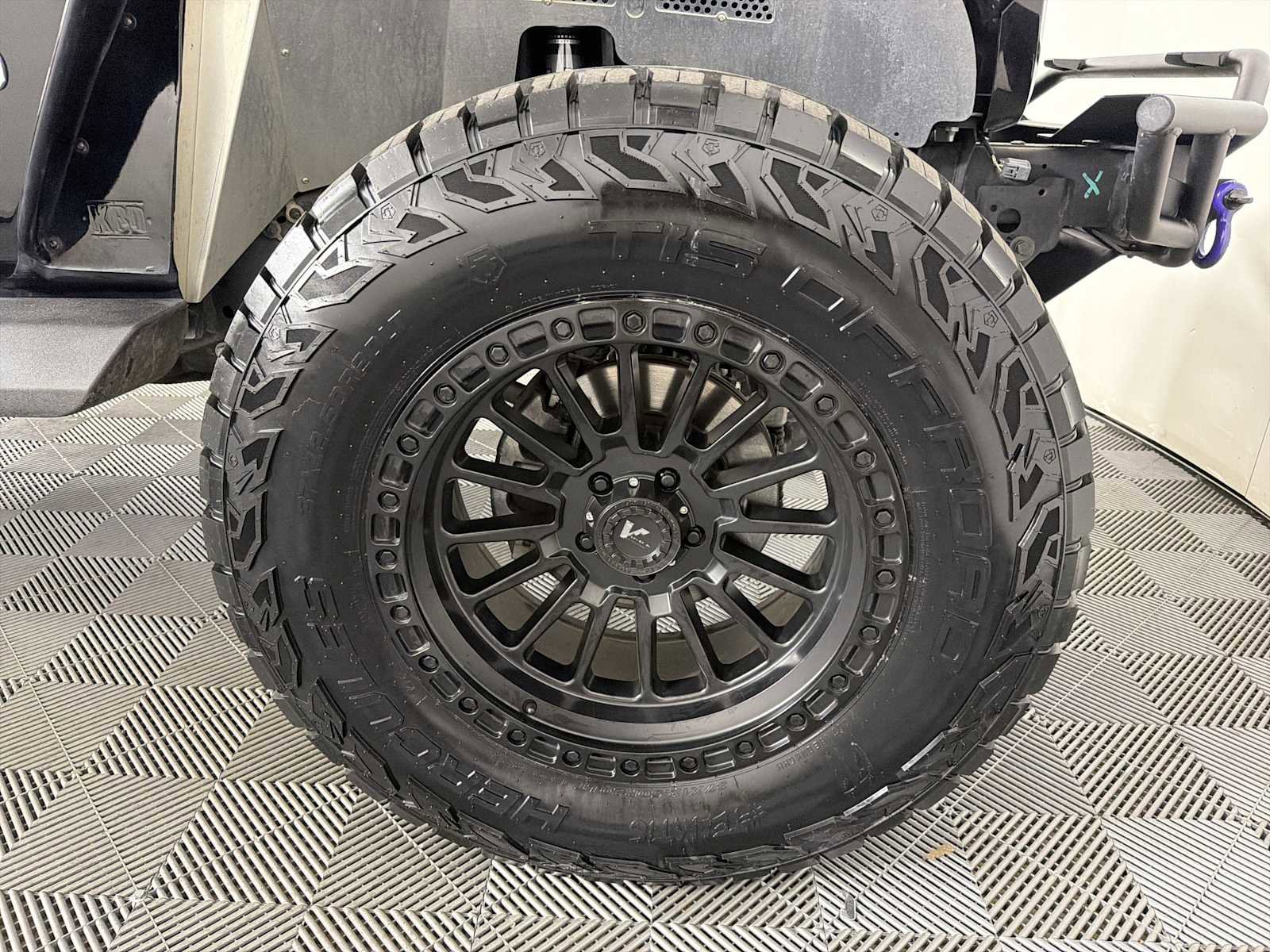 Used 2022 Jeep Wrangler Unlimited Sahara w/ Cold Weather Group image 13