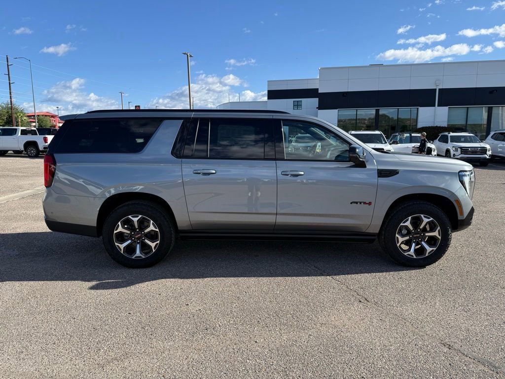New 2026 GMC Yukon XL AT4 Ultimate image 4