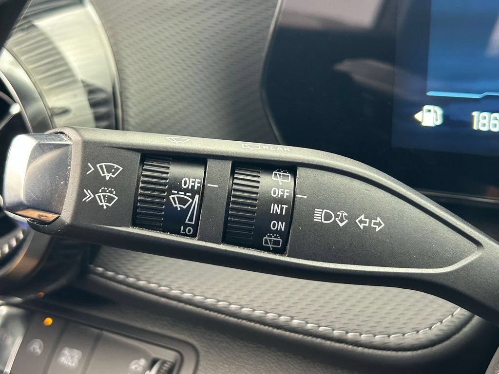 Used 2025 Chevrolet Equinox LT FWD image 67