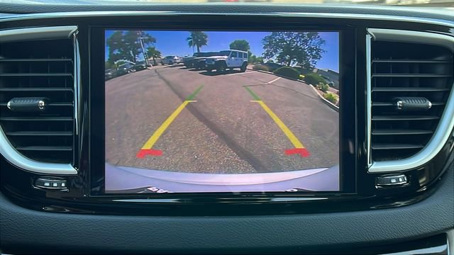 Used 2023 Chrysler Pacifica Touring-L FWD image 24