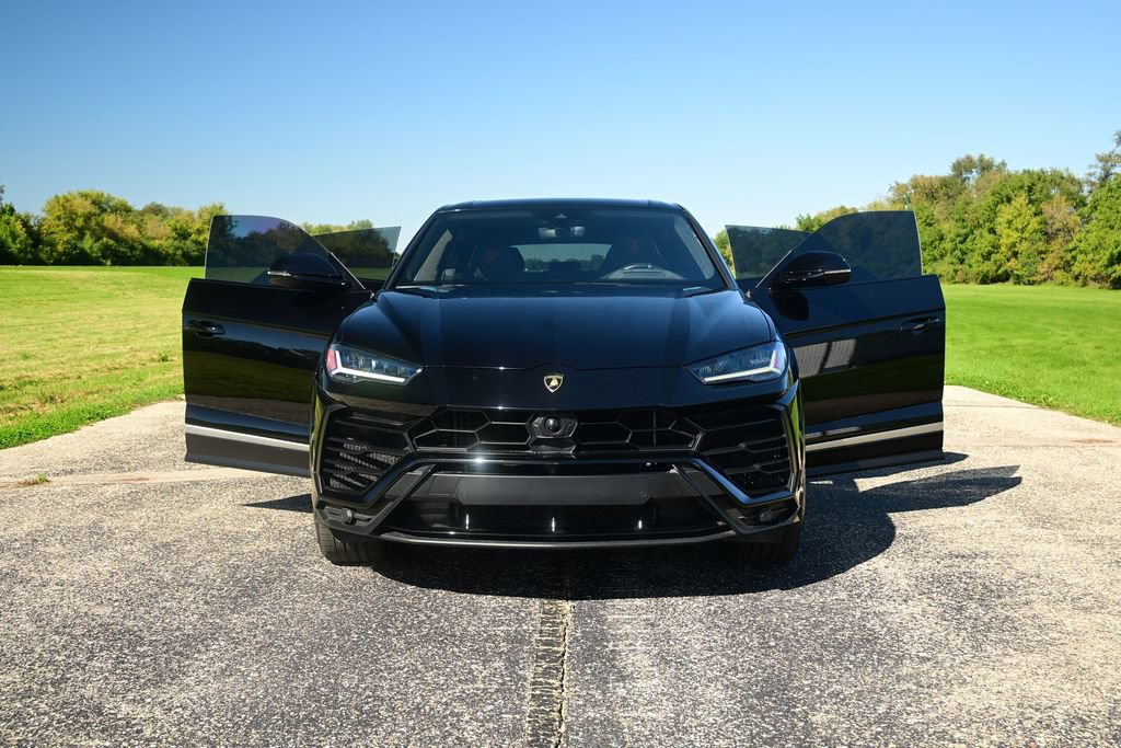 Used 2020 Lamborghini Urus AWD/4WD image 8
